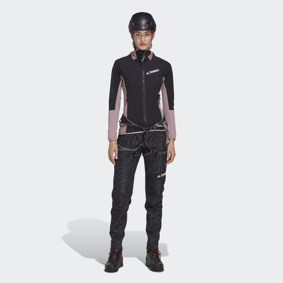 Adidas TERREX Techrock Primeknit RAIN.RDY Hose. 5 Adidas TERREX Techrock Primeknit RAIN.RDY Hose. 5