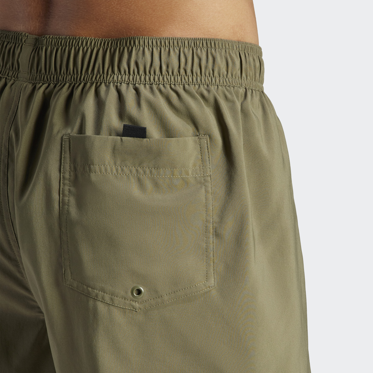 Adidas Big Logo CLX Short-Length Badeshorts. 6