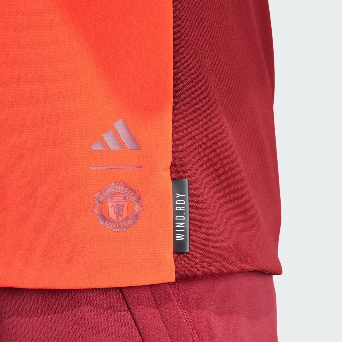 Adidas Manchester United Tiro 23 Winterized Vest. 10