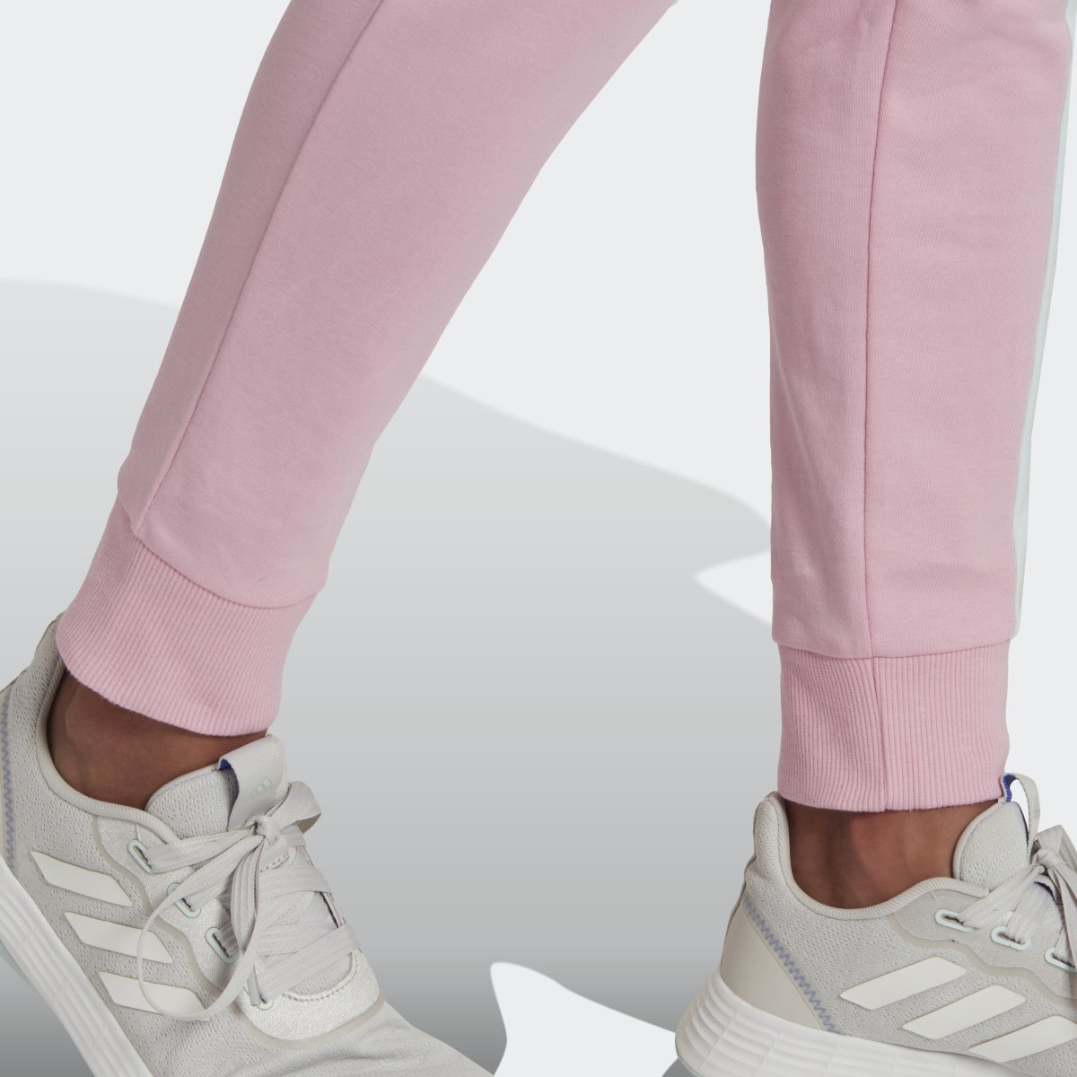 Adidas Essentials Colorblock Hose. 6