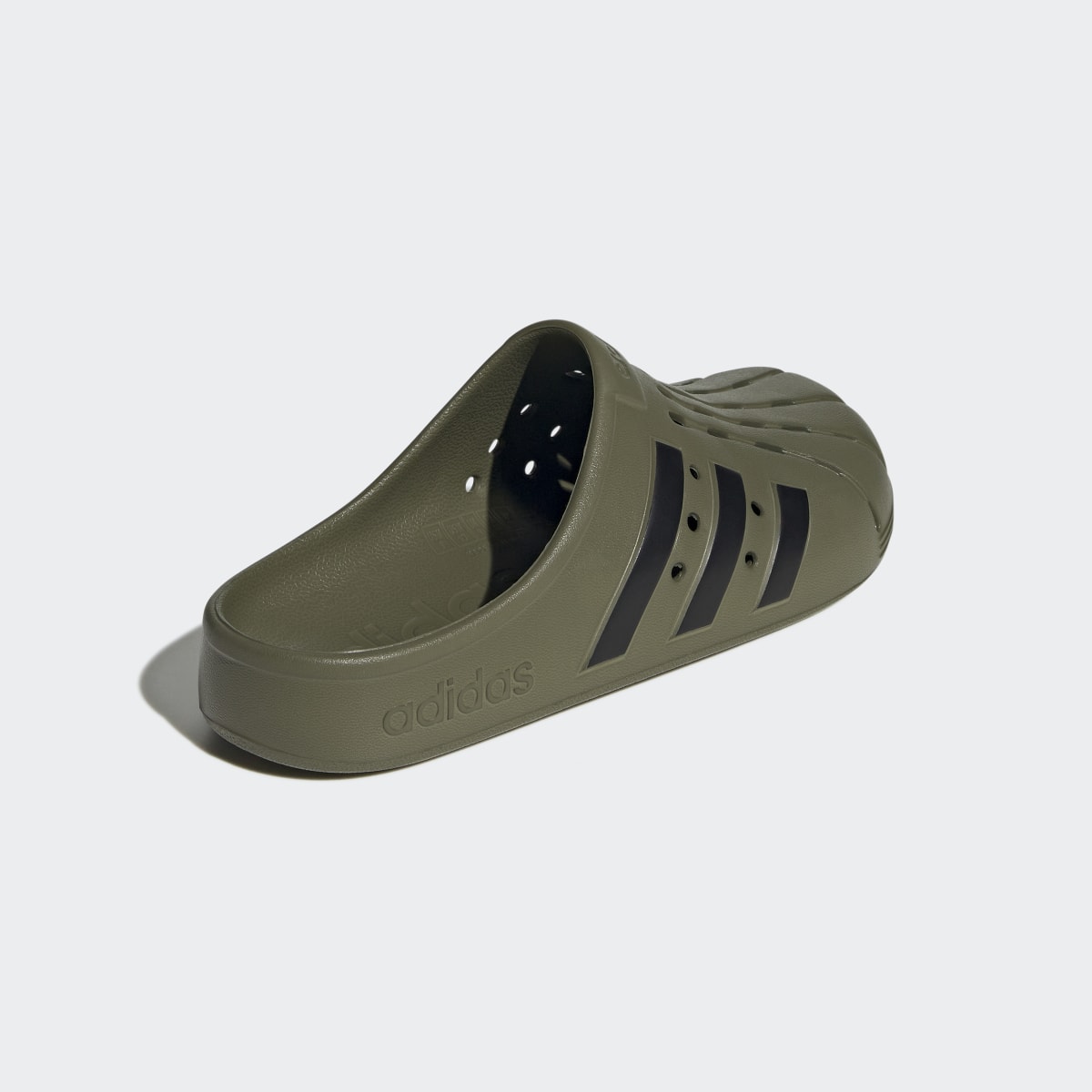 Adidas adilette Clog. 6