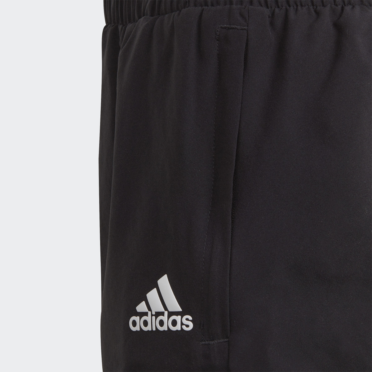 Adidas AEROREADY Woven Shorts. 4