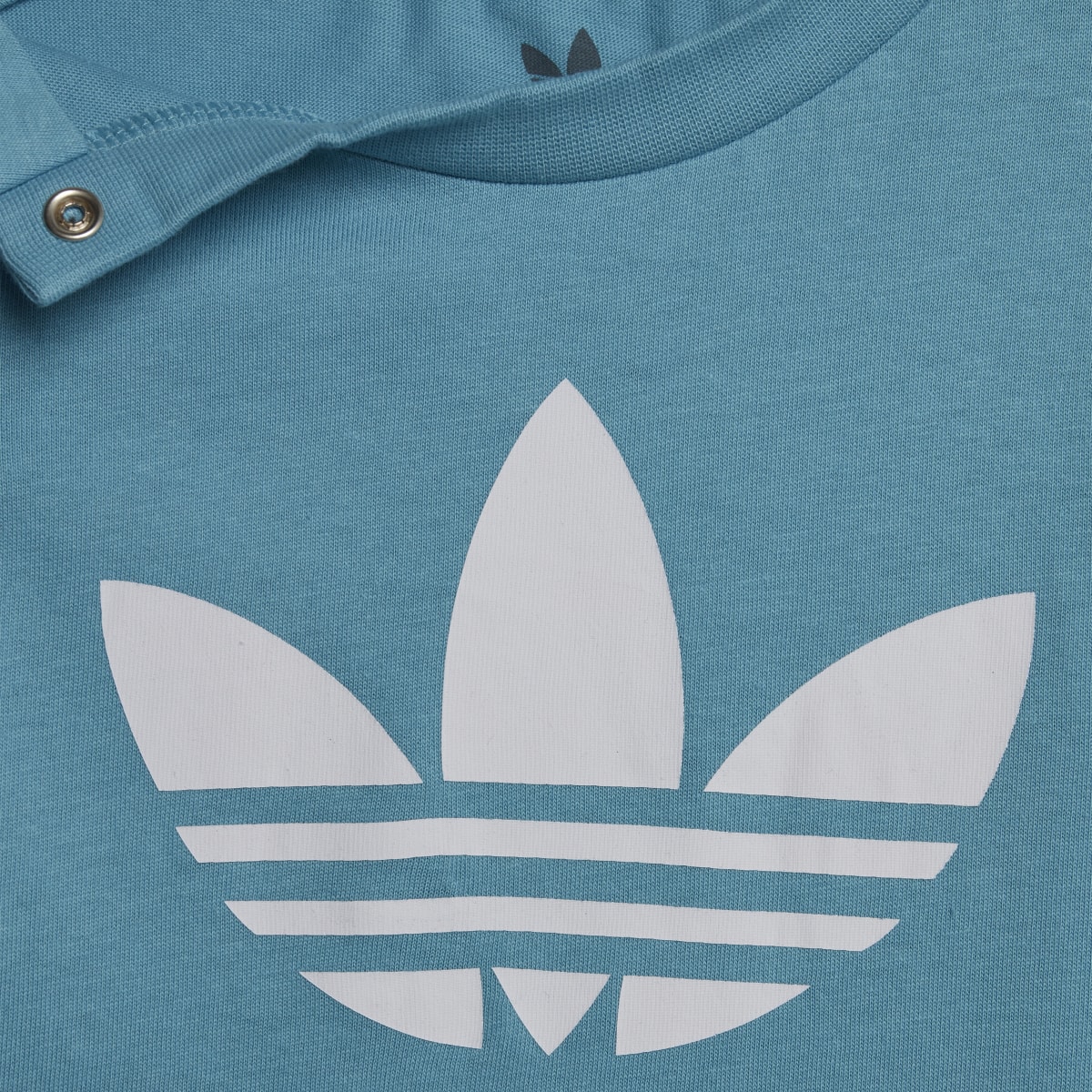 Adidas Adicolor Trefoil Tee. 6