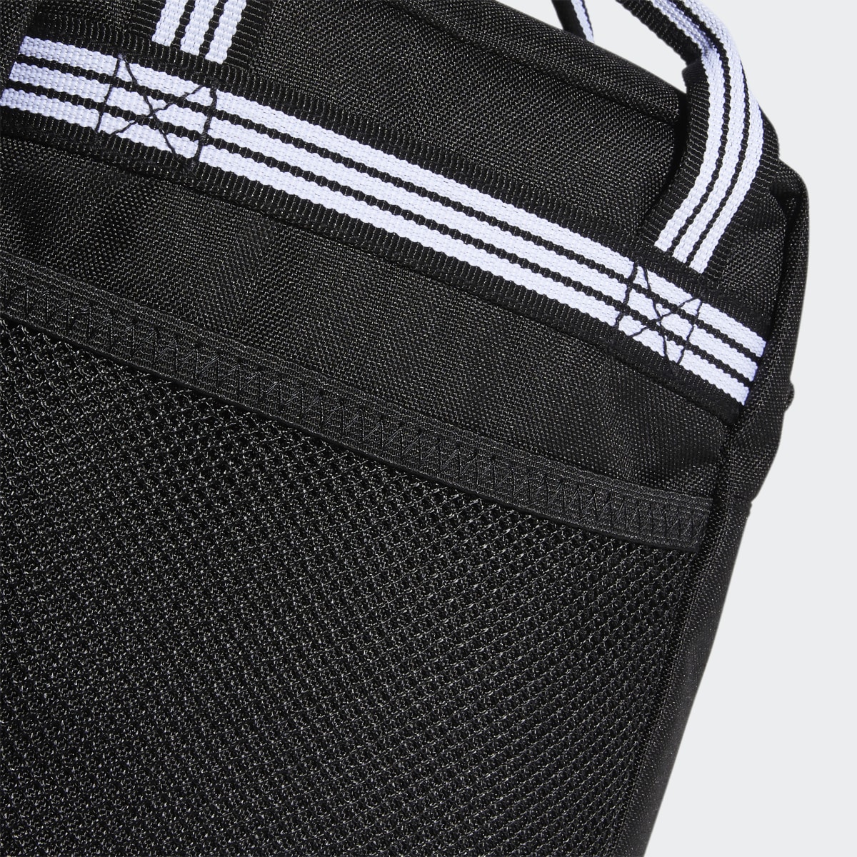 Adidas Squad Lunch Bag. 7