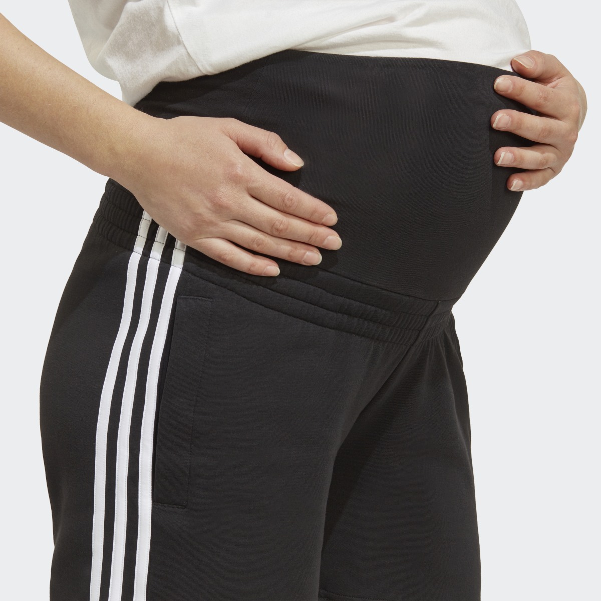 Adidas Maternity Shorts. 6
