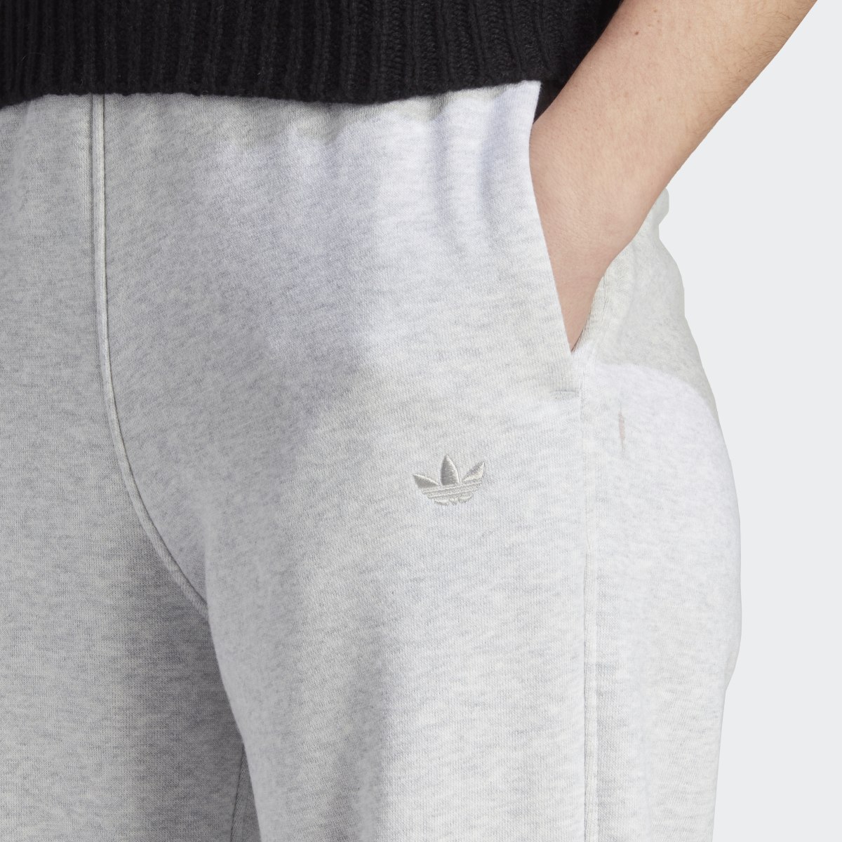 Adidas Pantalon de survêtement décontracté Premium Essentials Made To Be Remade. 5