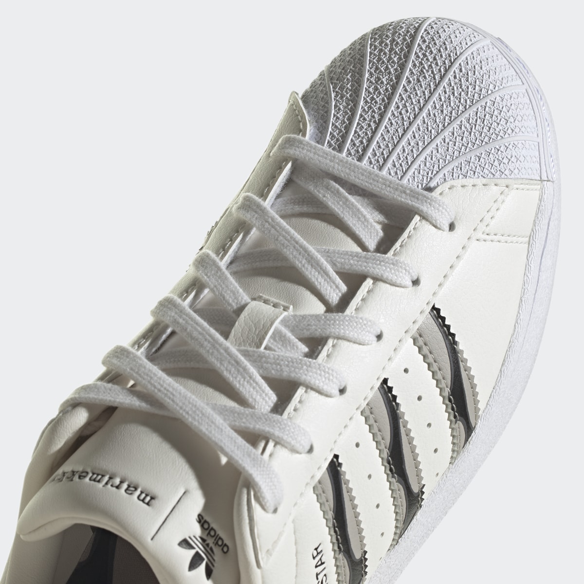 Adidas x Marimekko Superstar Schuh. 11
