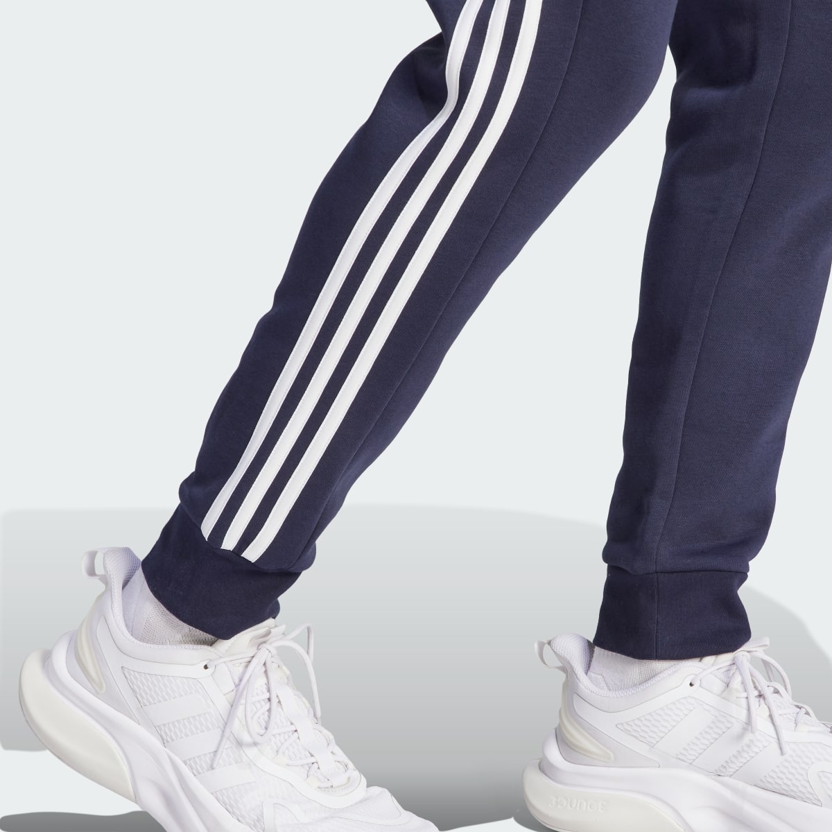 Adidas Essentials Fleece 3-Stripes Tapered Cuff Eşofman Altı. 6