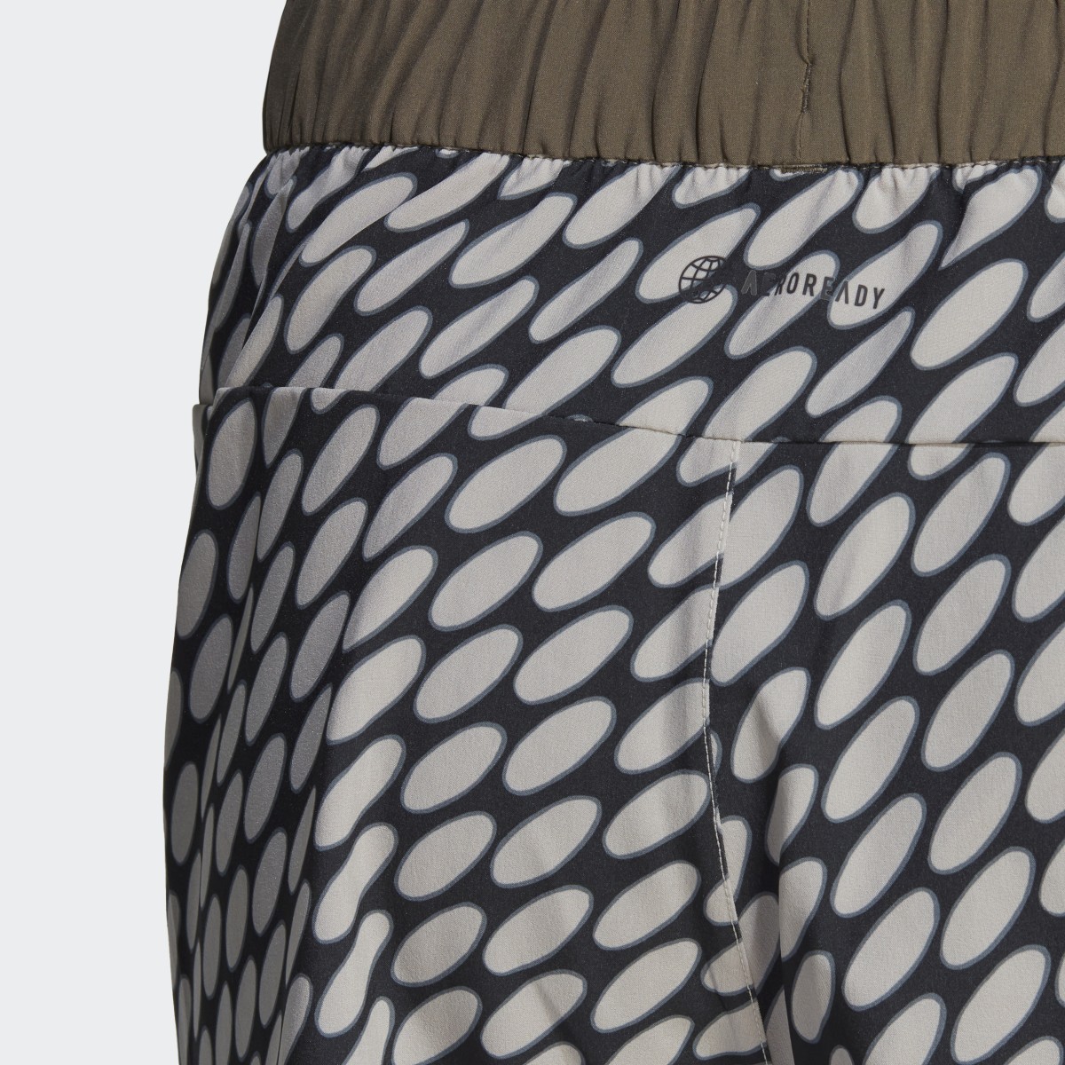 Adidas Pantalón corto adidas x Marimekko Designed for Training. 8