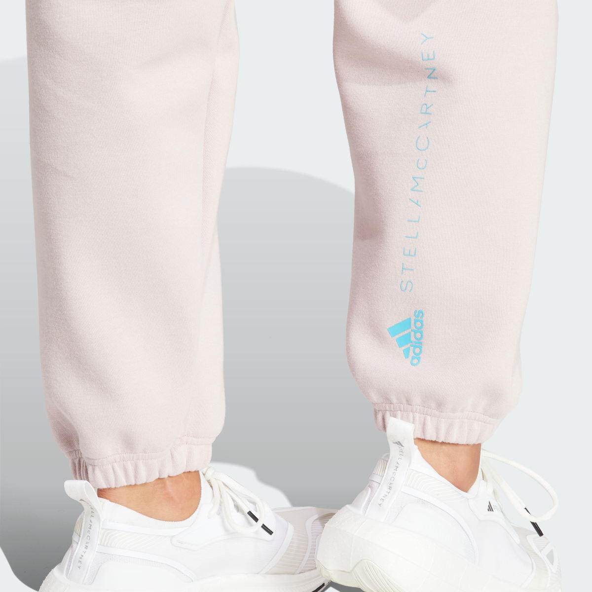 Adidas Pantaloni adidas by Stella McCartney. 7
