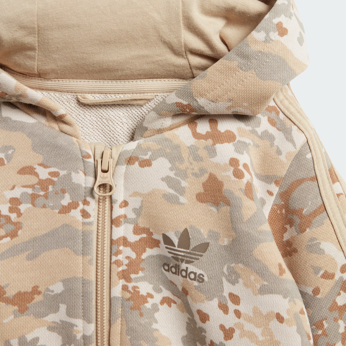 Adidas Conjunto chaqueta con capucha y pantalón Camo. 7