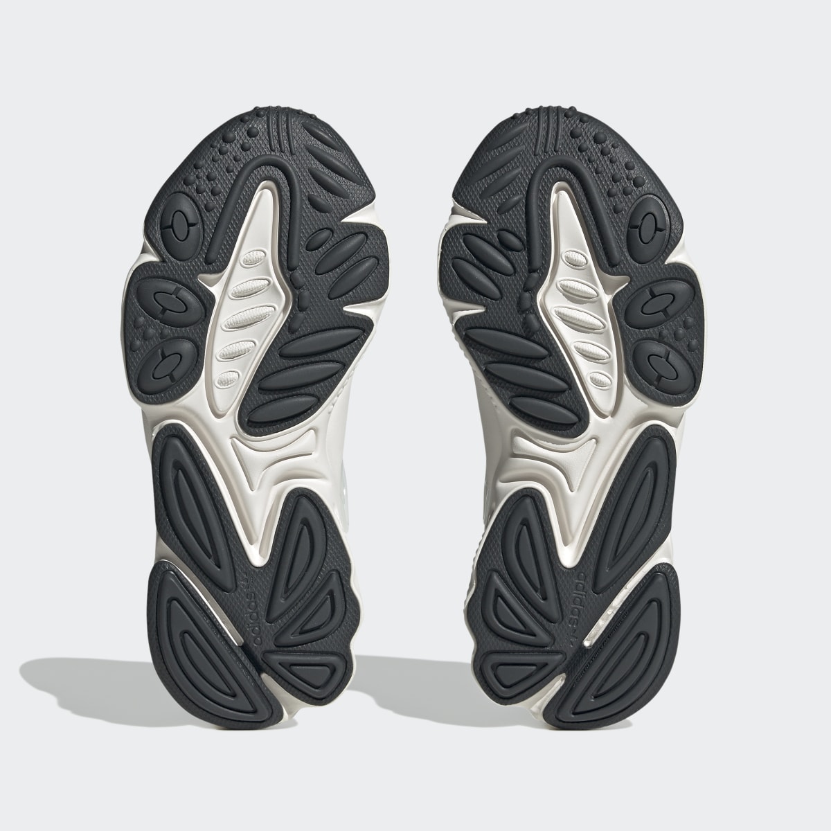 Adidas Zapatilla OZTRAL. 4