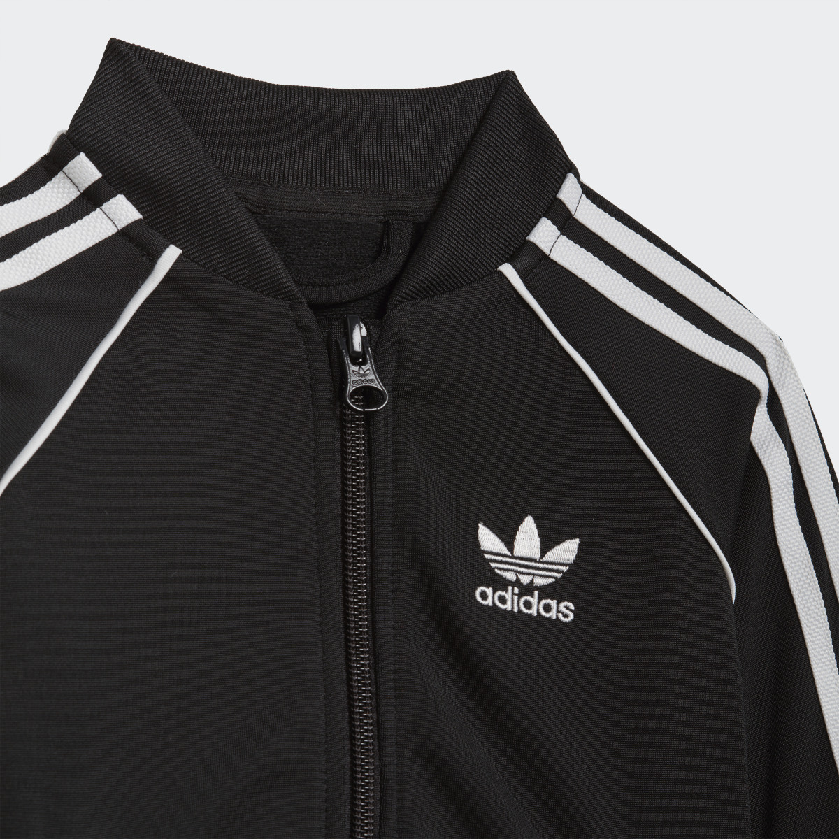 Adidas Adicolor SST Track Suit. 8