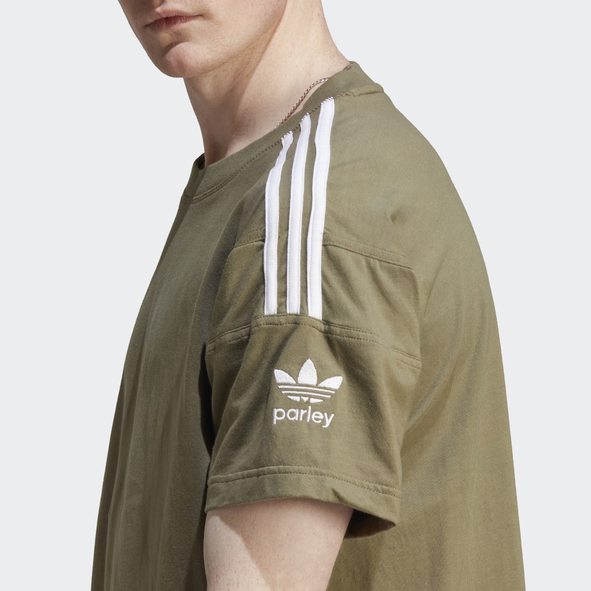 Adidas Camiseta Adicolor Parley (Género neutro). 6