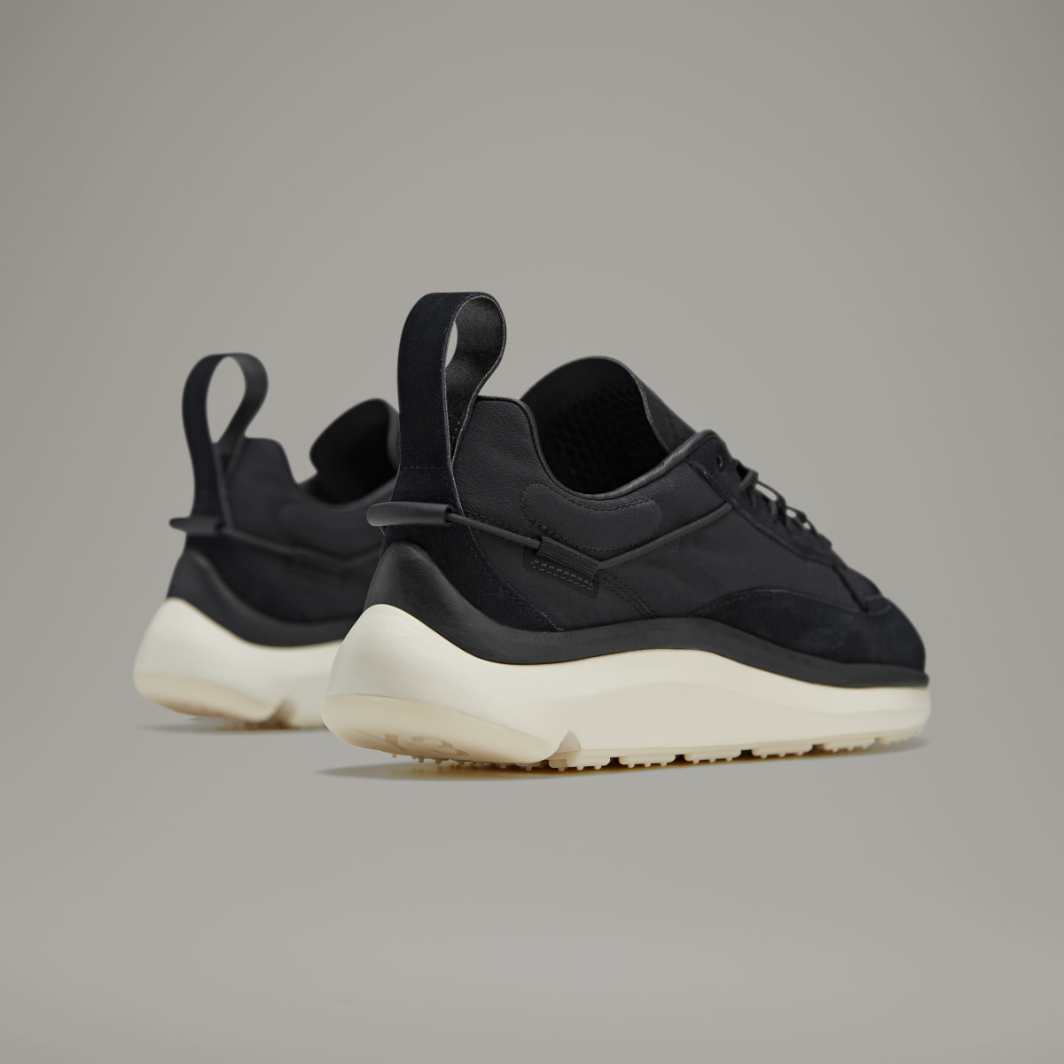 Adidas Y-3 Shiku Run. 7