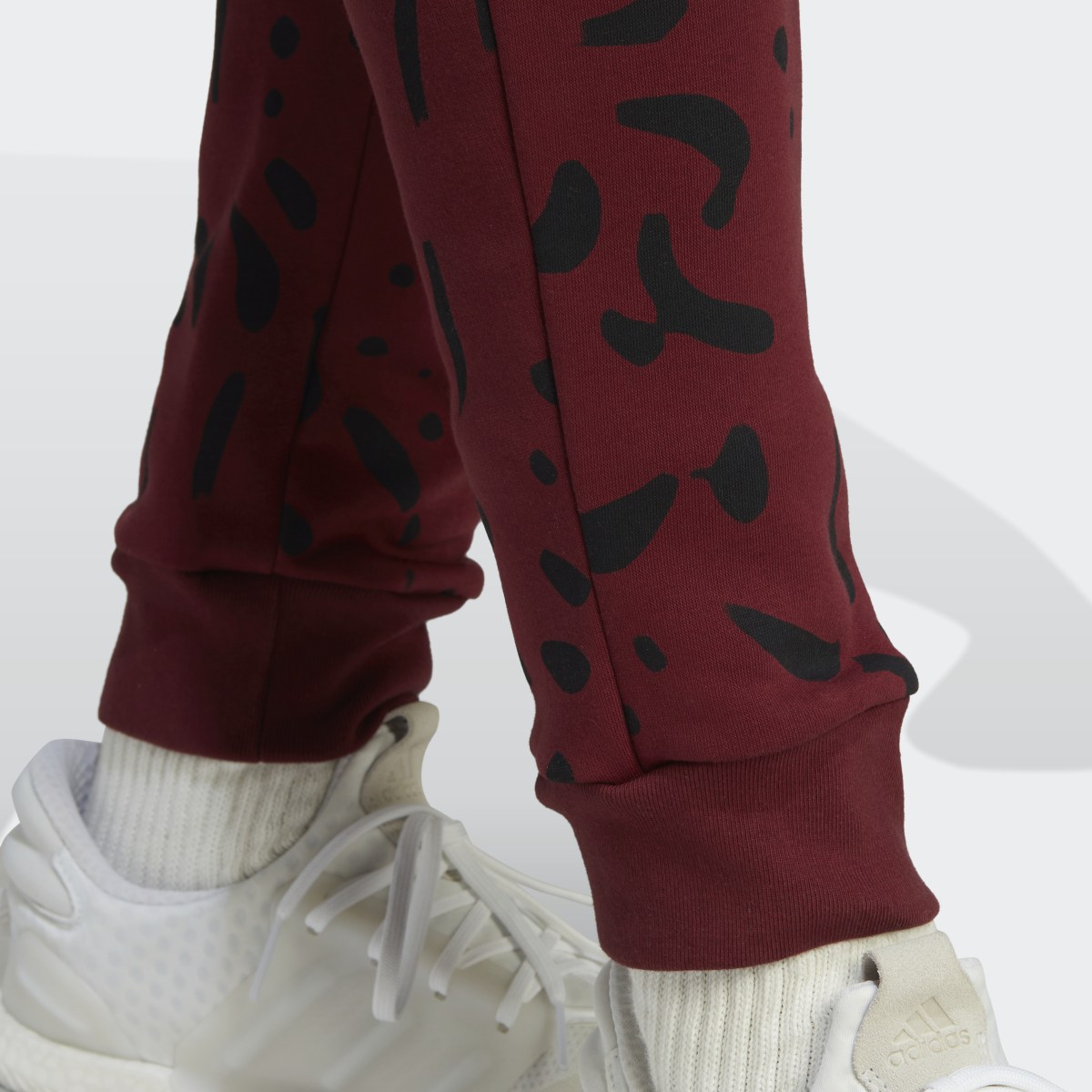 Adidas Pants Essentials Logo Estampado Puño Ajustado. 6