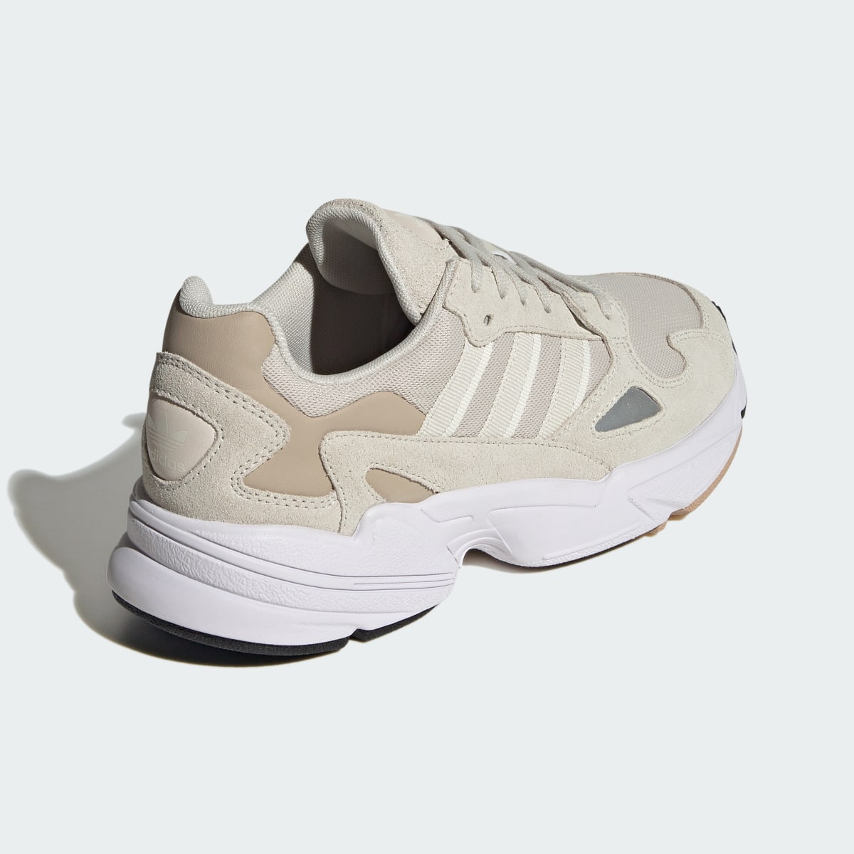 Adidas Chaussure Falcon. 9