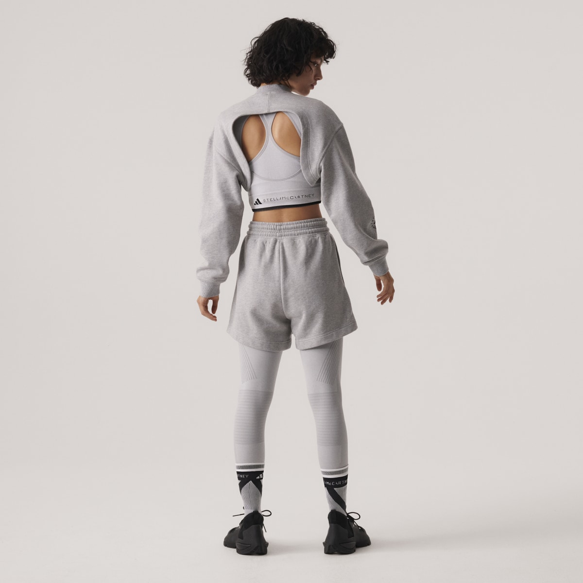 Adidas by Stella McCartney TrueStrength Seamless Yoga Medium-Support Sporcu Sütyeni. 9