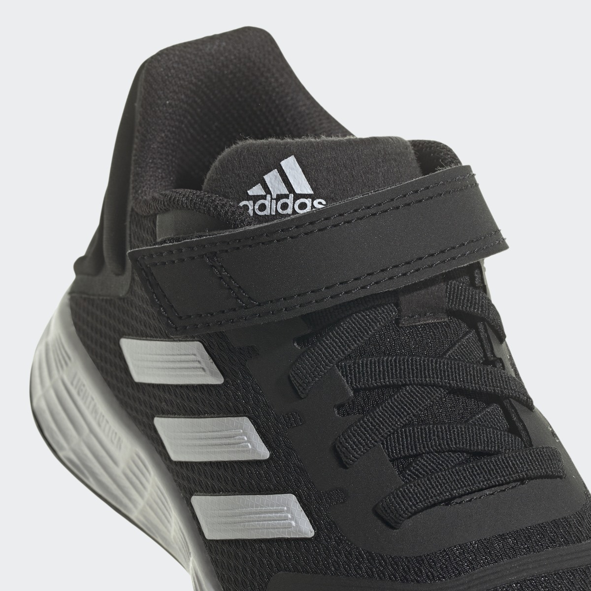 Adidas Chaussure Duramo 10. 8