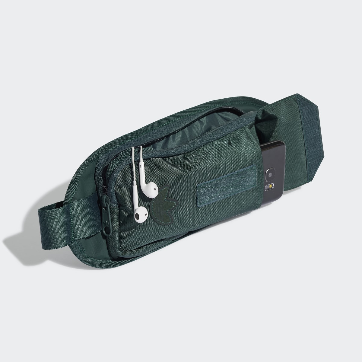 Adidas Adicolor Contempo Waist Bag. 5