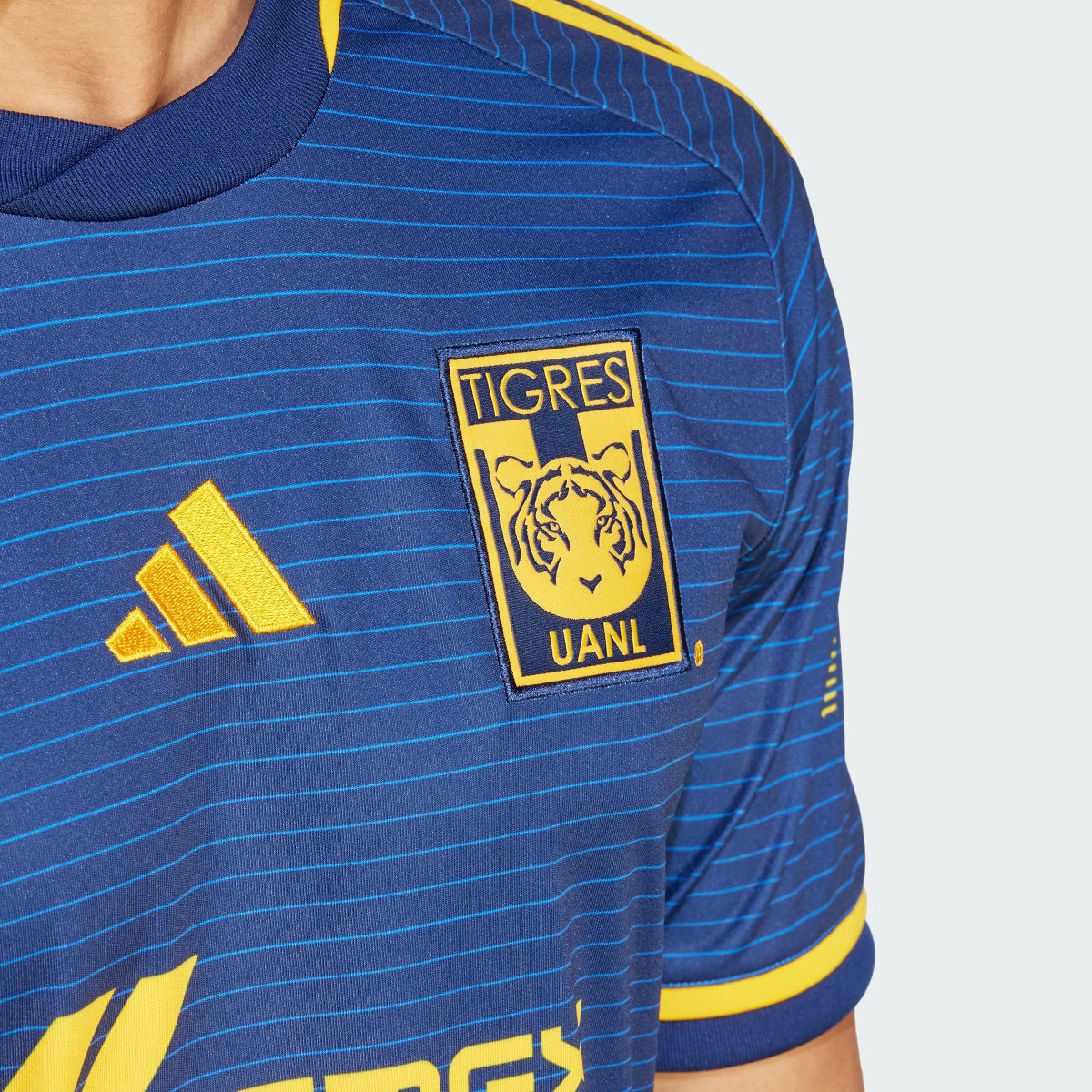 Adidas Jersey Uniforme de Visitante Tigres UANL 23/24. 7