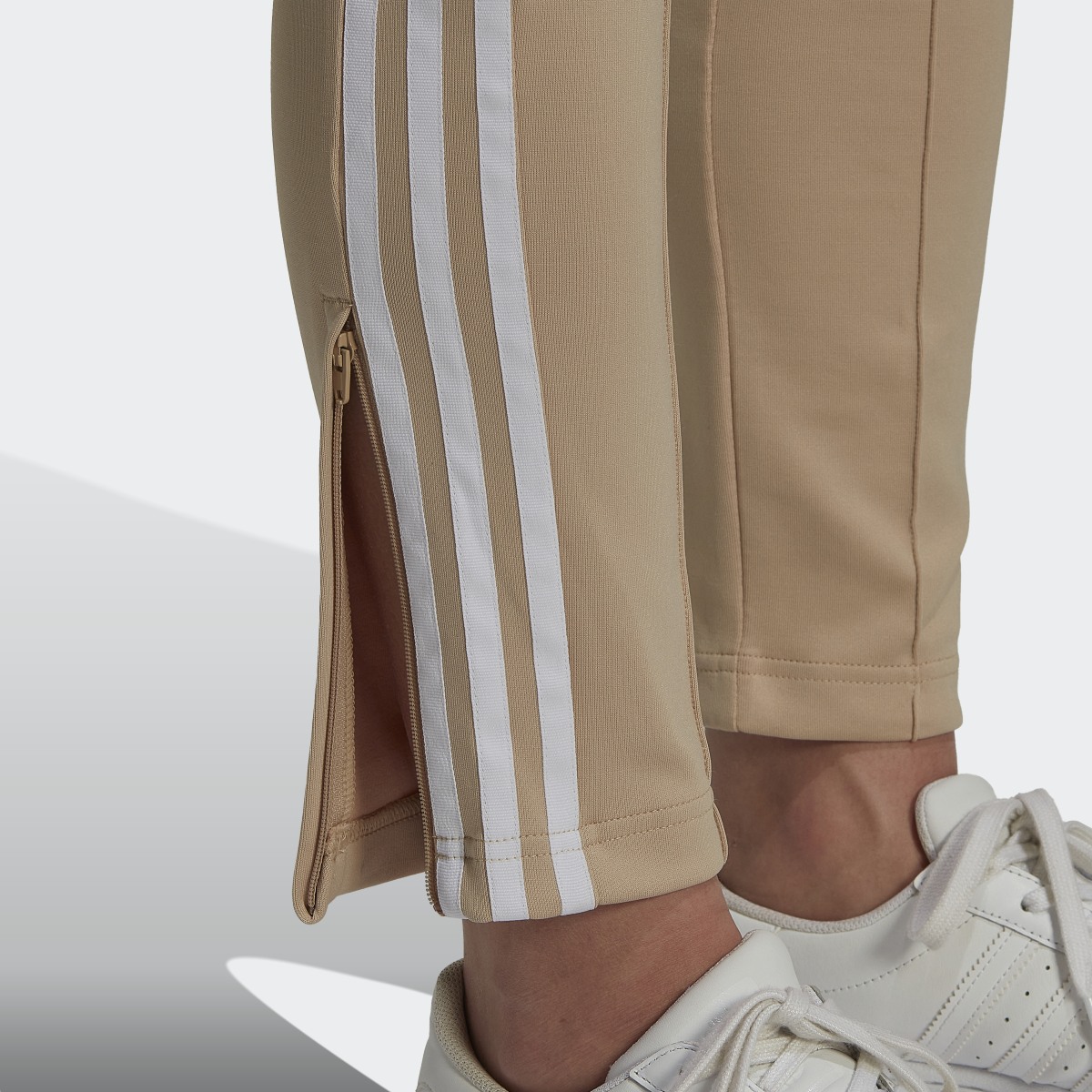 Adidas Pantalon de survêtement Primeblue SST. 6