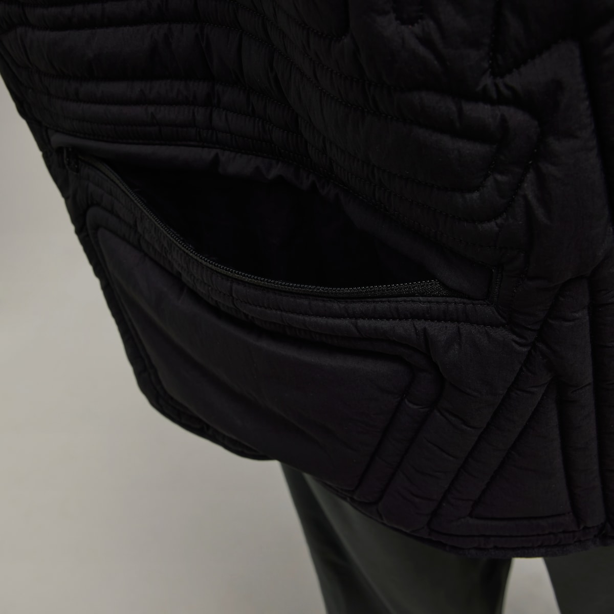 Adidas Y-3 Quilted Jacket. 6