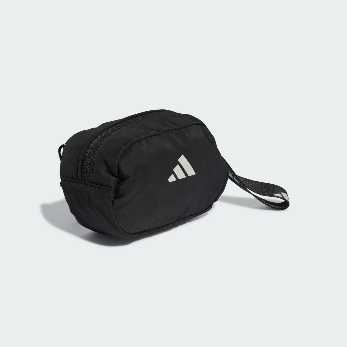 Adidas Bolsa Deportiva. 4