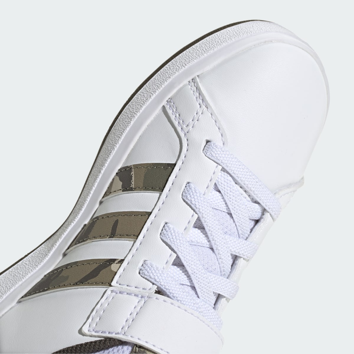 Adidas Sapatilhas Grand Court 2.0 – Criança. 10