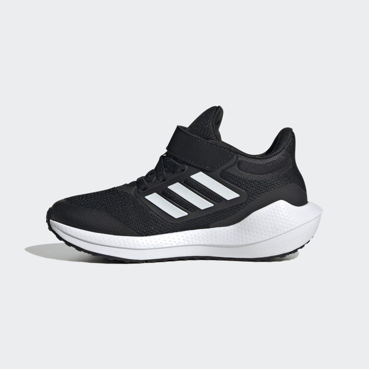 Adidas Chaussure Ultrabounce enfants. 7