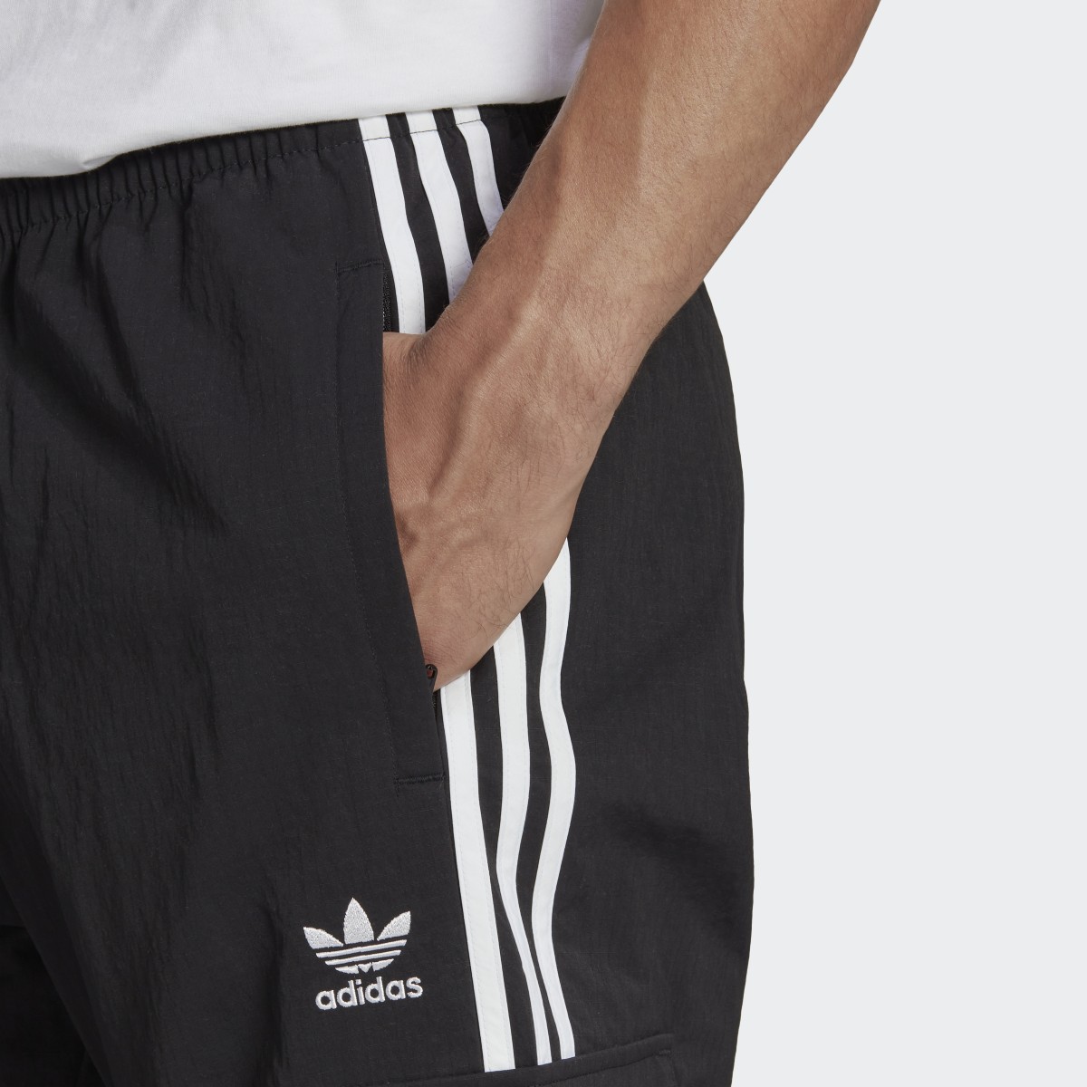 Adidas Adicolor Classics 3-Stripes Cargo Pants. 5