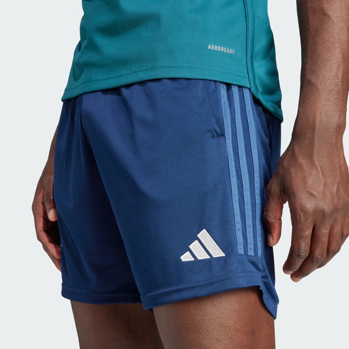 Adidas FC Arsenal 23/24 Ausweichshorts. 7