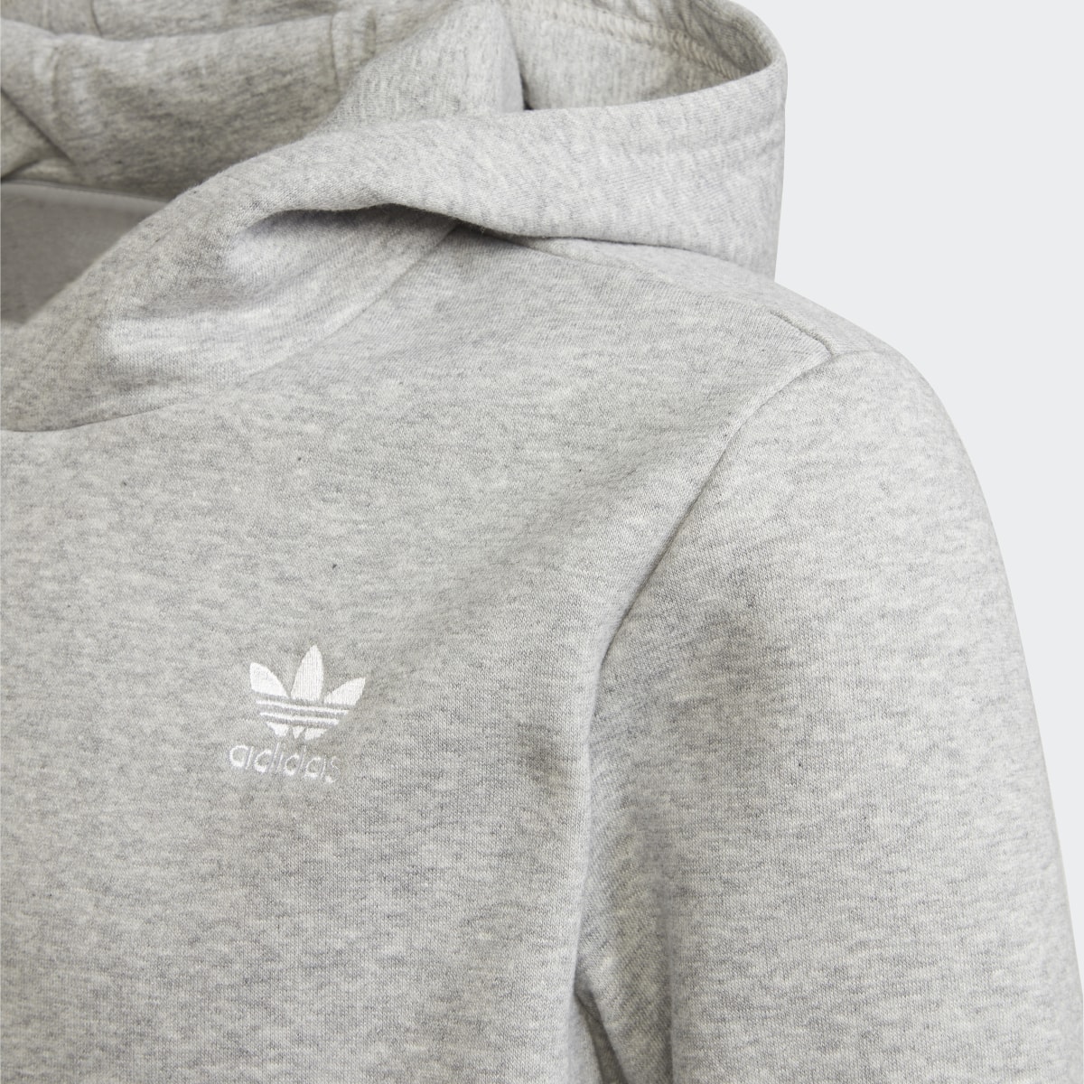 Adidas Adicolor Hoodie. 4