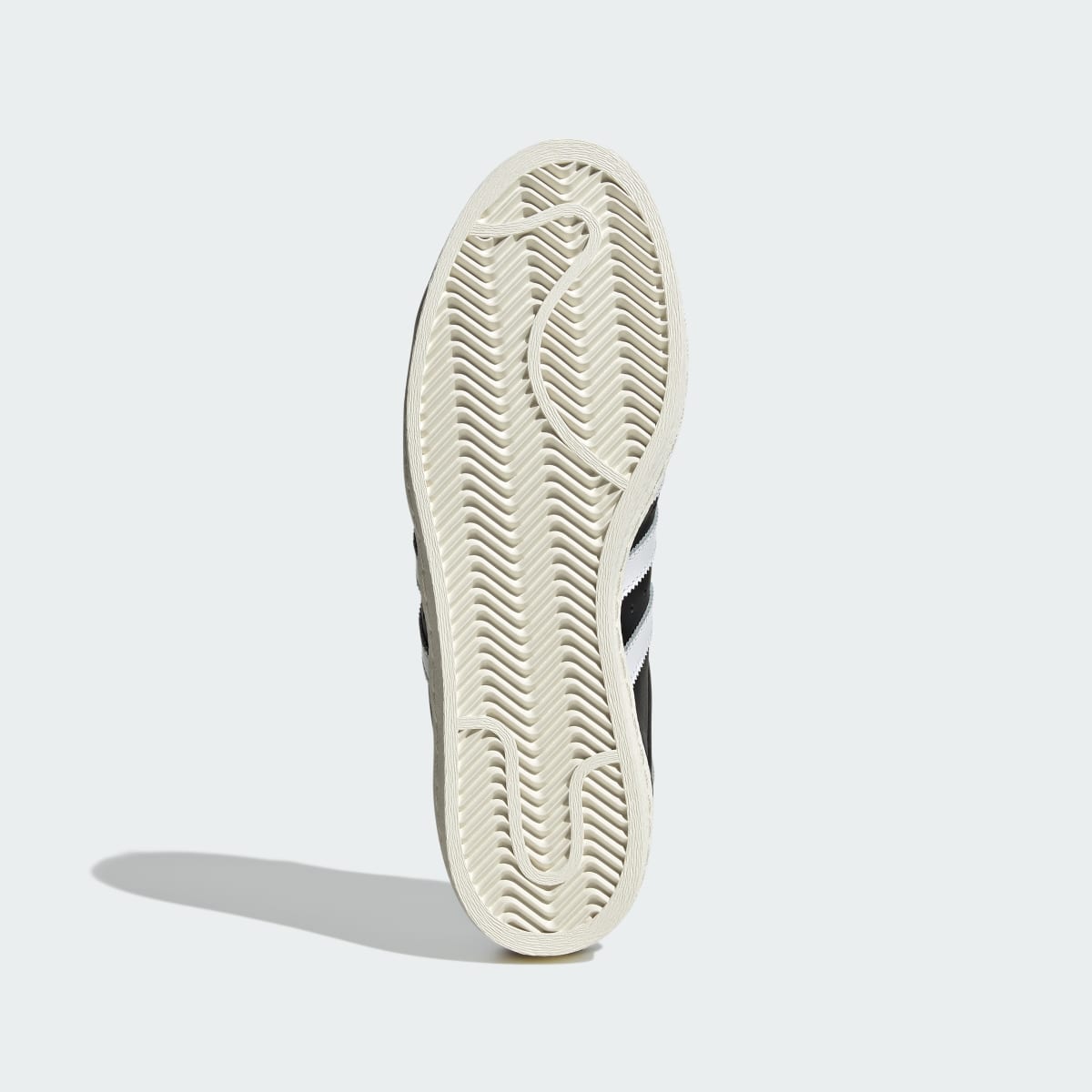 Adidas Superstar 82 Shoes. 4