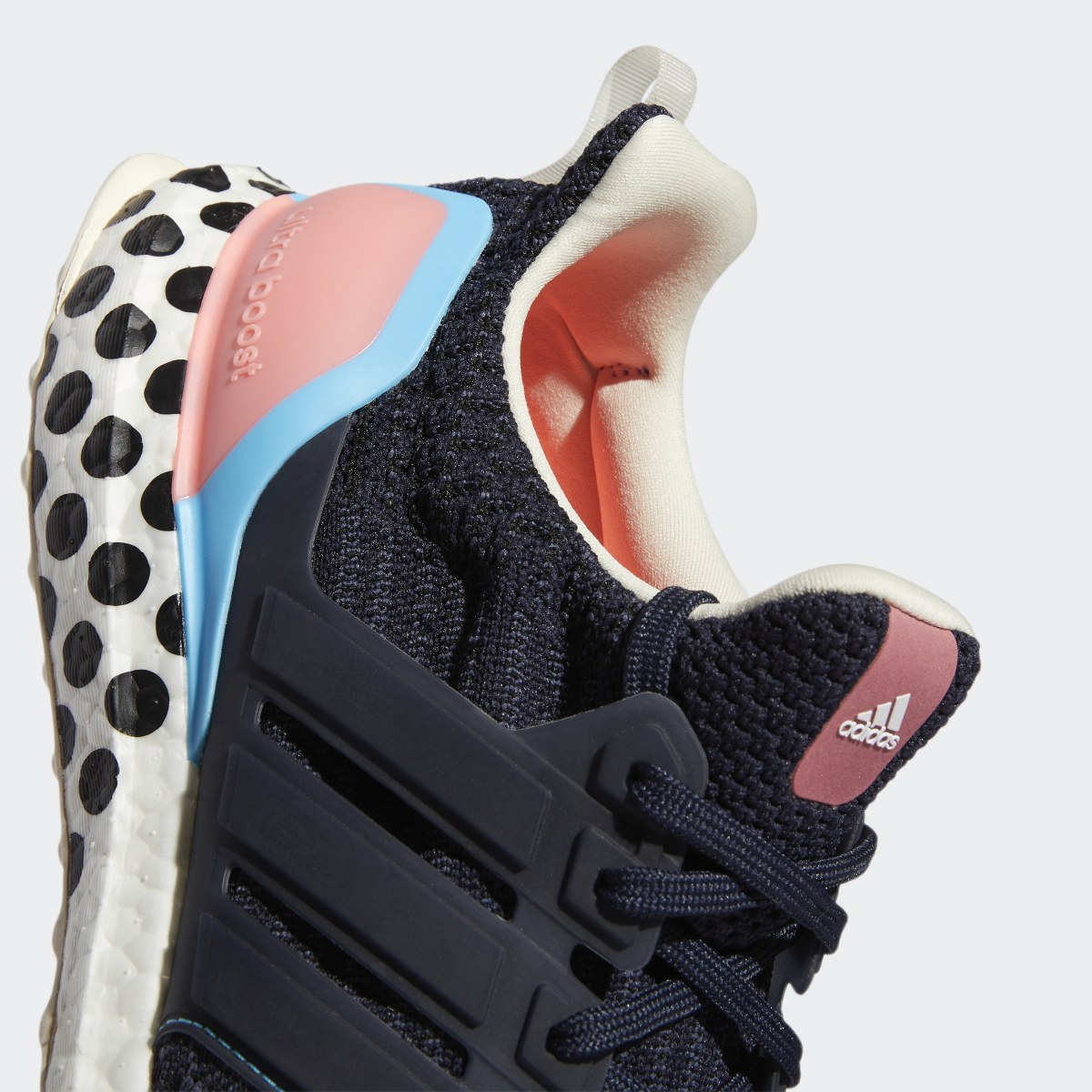 Adidas Tenis Ultraboost 5 DNA. 9