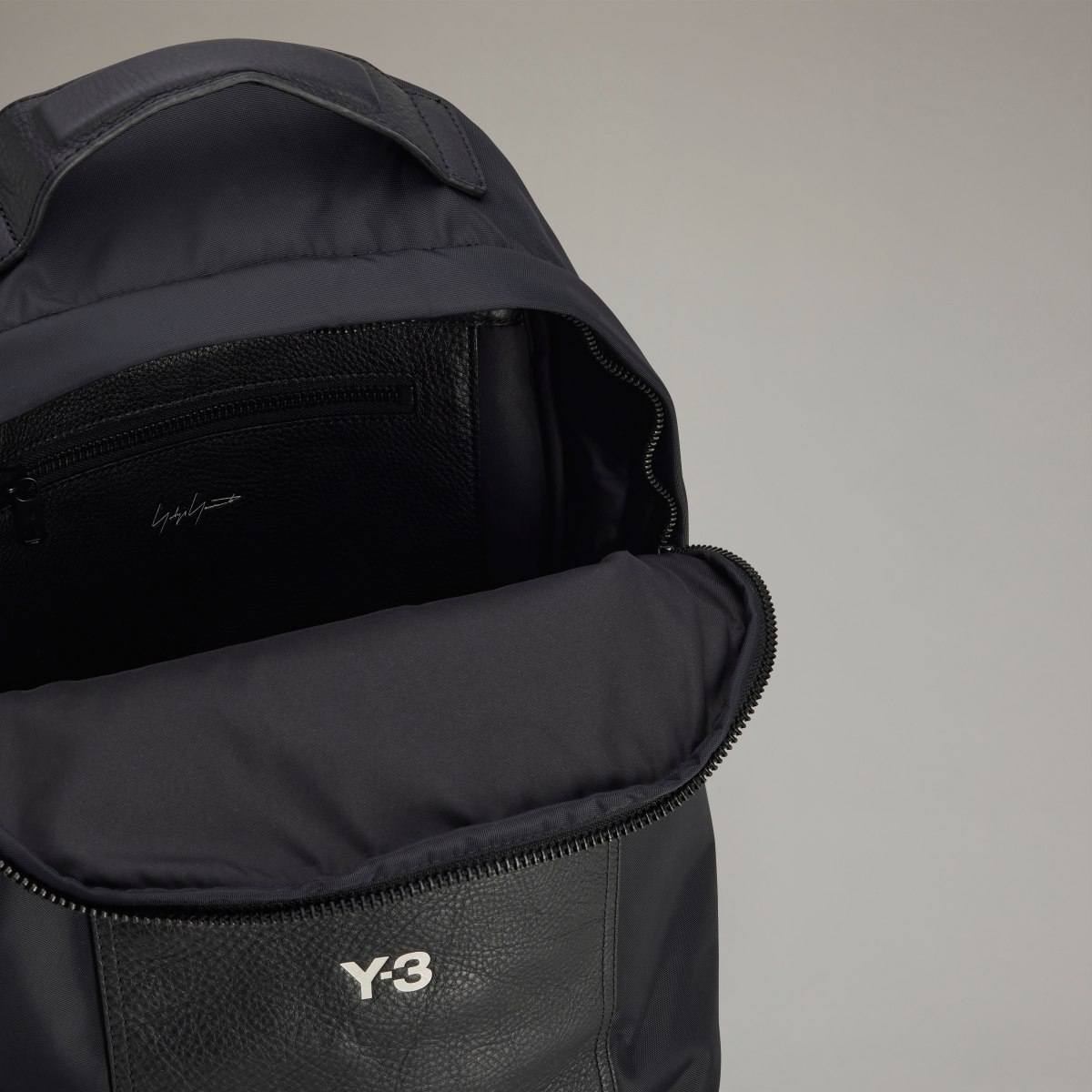 Adidas Y-3 Lux Gym Bag. 5