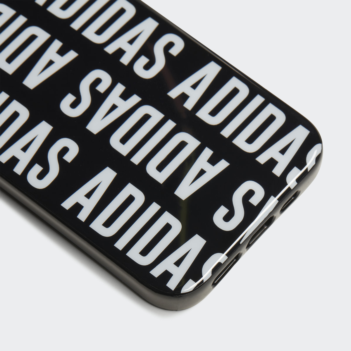 Adidas TPU Snap Case iPhone 13 Mini. 4