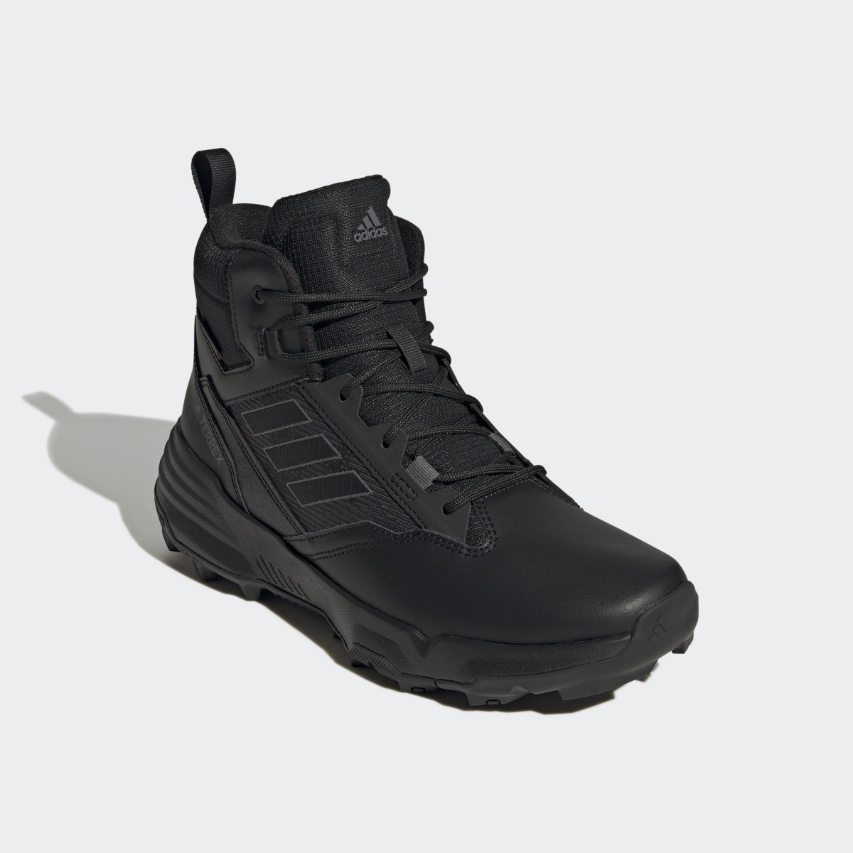 Adidas Unity Leather Mid COLD.RDY Hiking Boots. 7