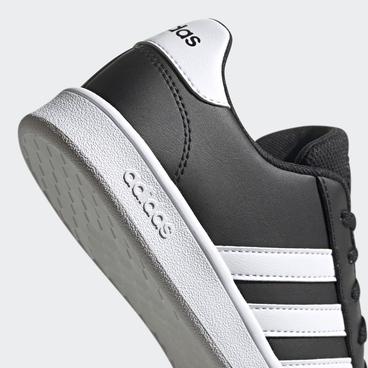 Adidas Tenis adidas Grand Court. 11