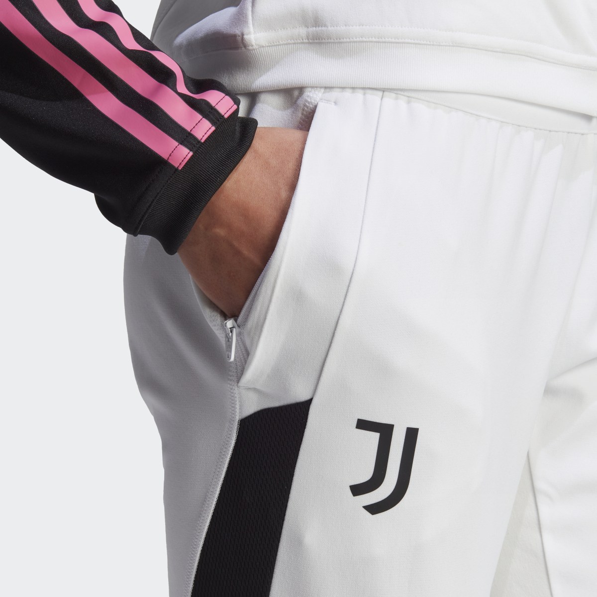 Adidas Juventus Tiro 23 Training Pants. 5