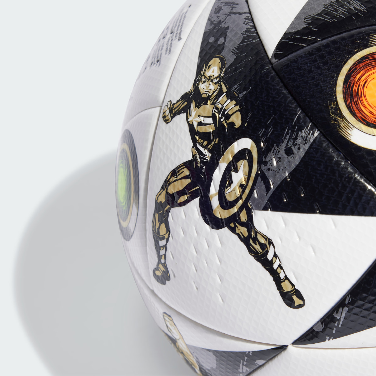 Adidas Ballon Marvel MLS All-Star Game Pro. 4