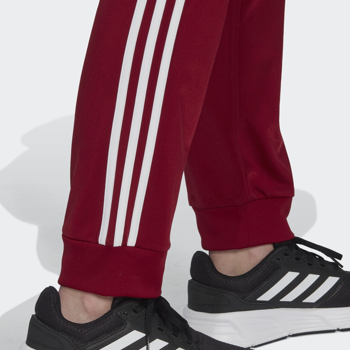 Adidas Primegreen Essentials Warm-Up Slim Tapered 3-Stripes Eşofman Altı. 6