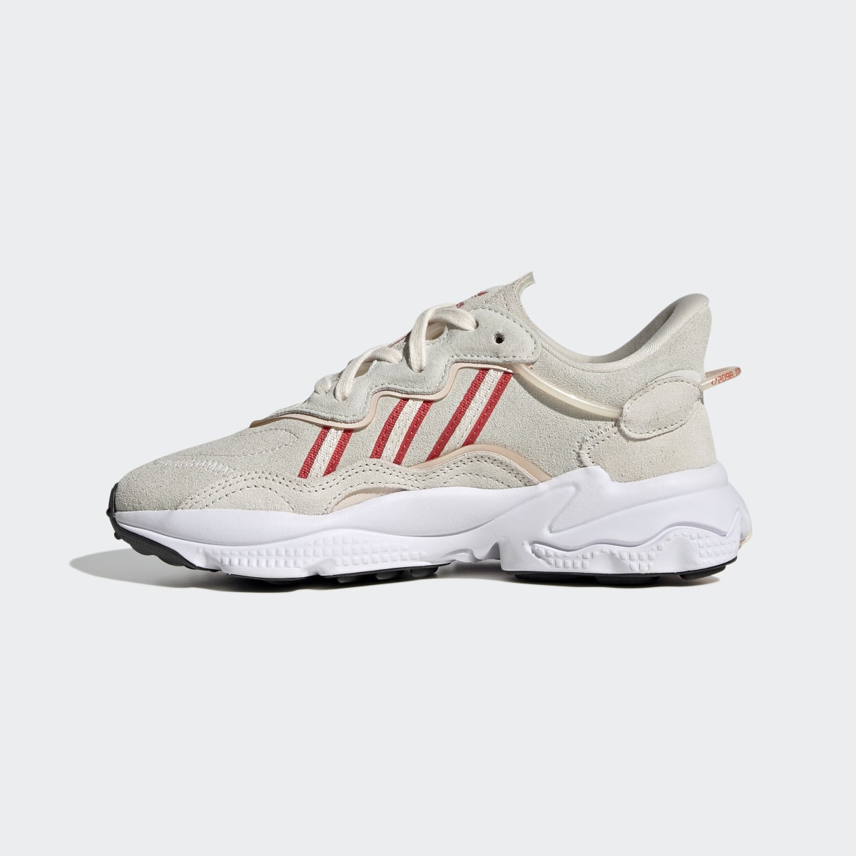 Adidas Chaussure OZWEEGO. 7