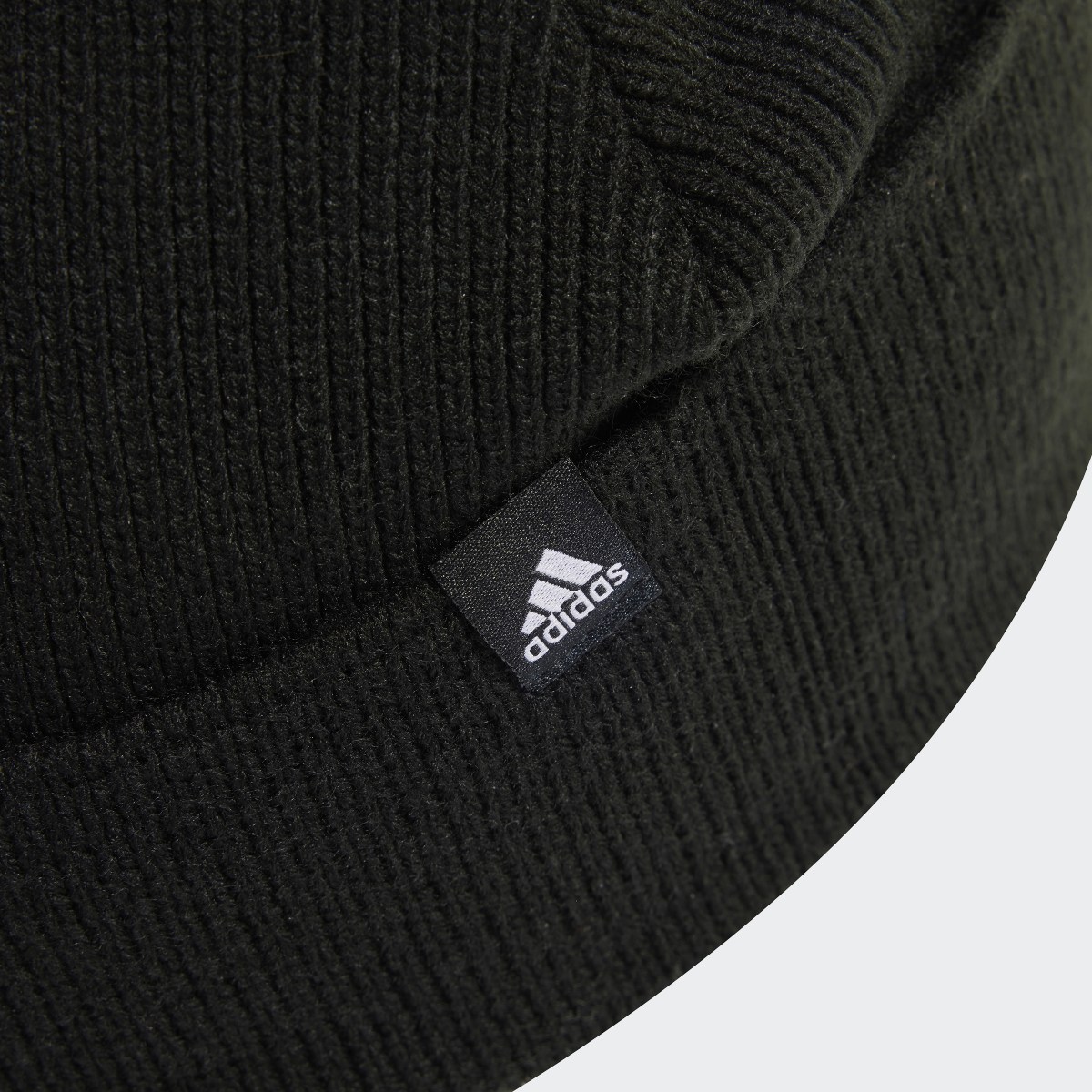 Adidas Bonnet 3-Stripes. 4