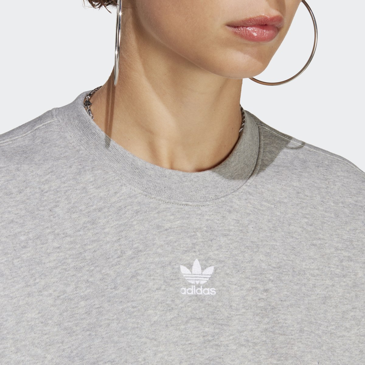 Adidas Adicolor Essentials Crew Sweatshirt. 6