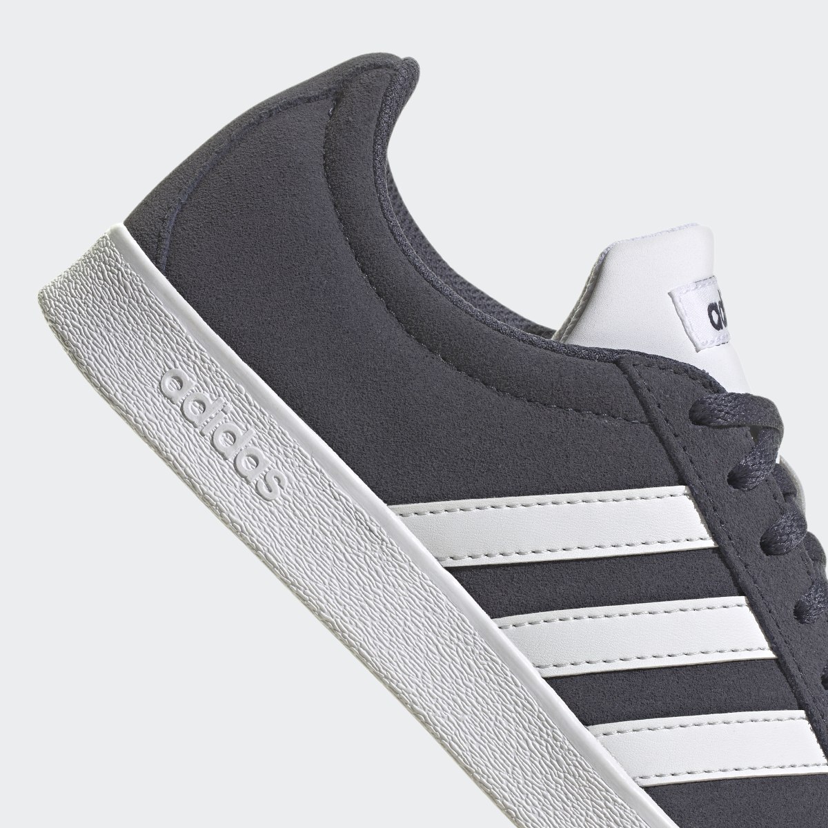 Adidas Scarpe VL Court 2.0 Suede. 9