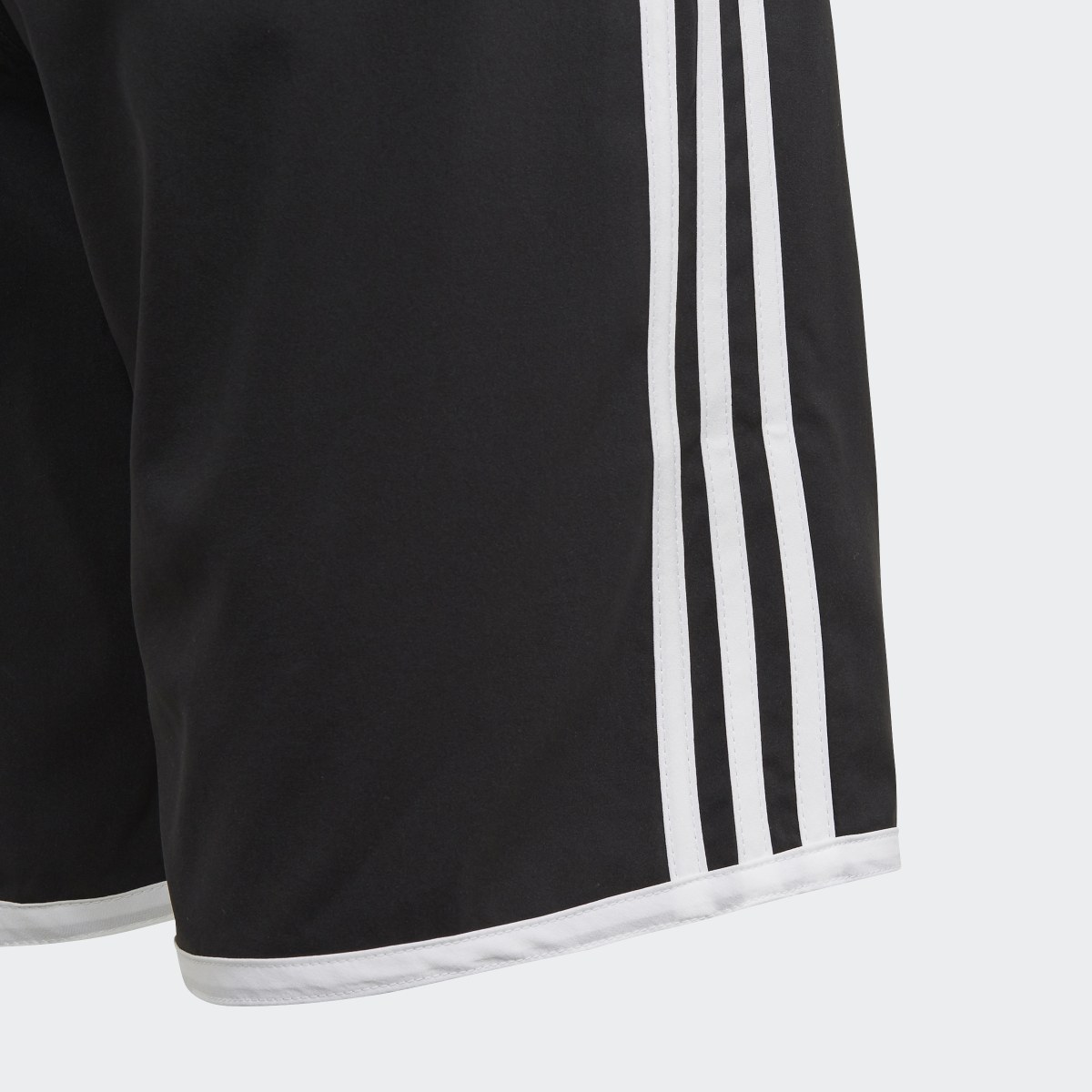 Adidas 3-Streifen Badeshorts. 5