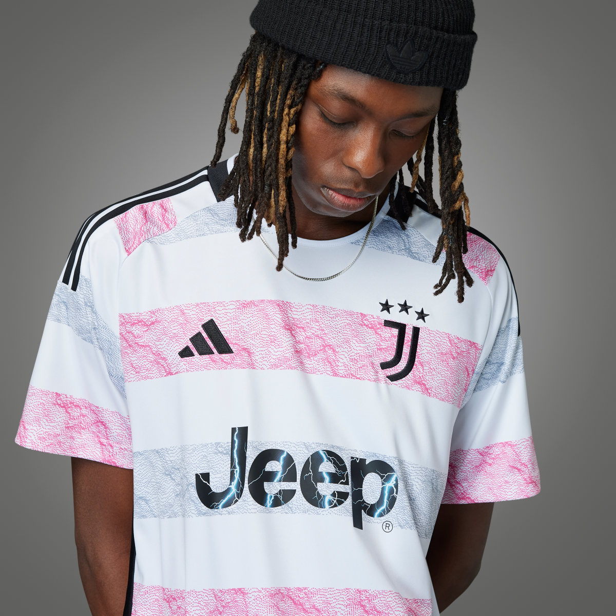 Adidas Camisola Alternativa 23/24 da Juventus. 4