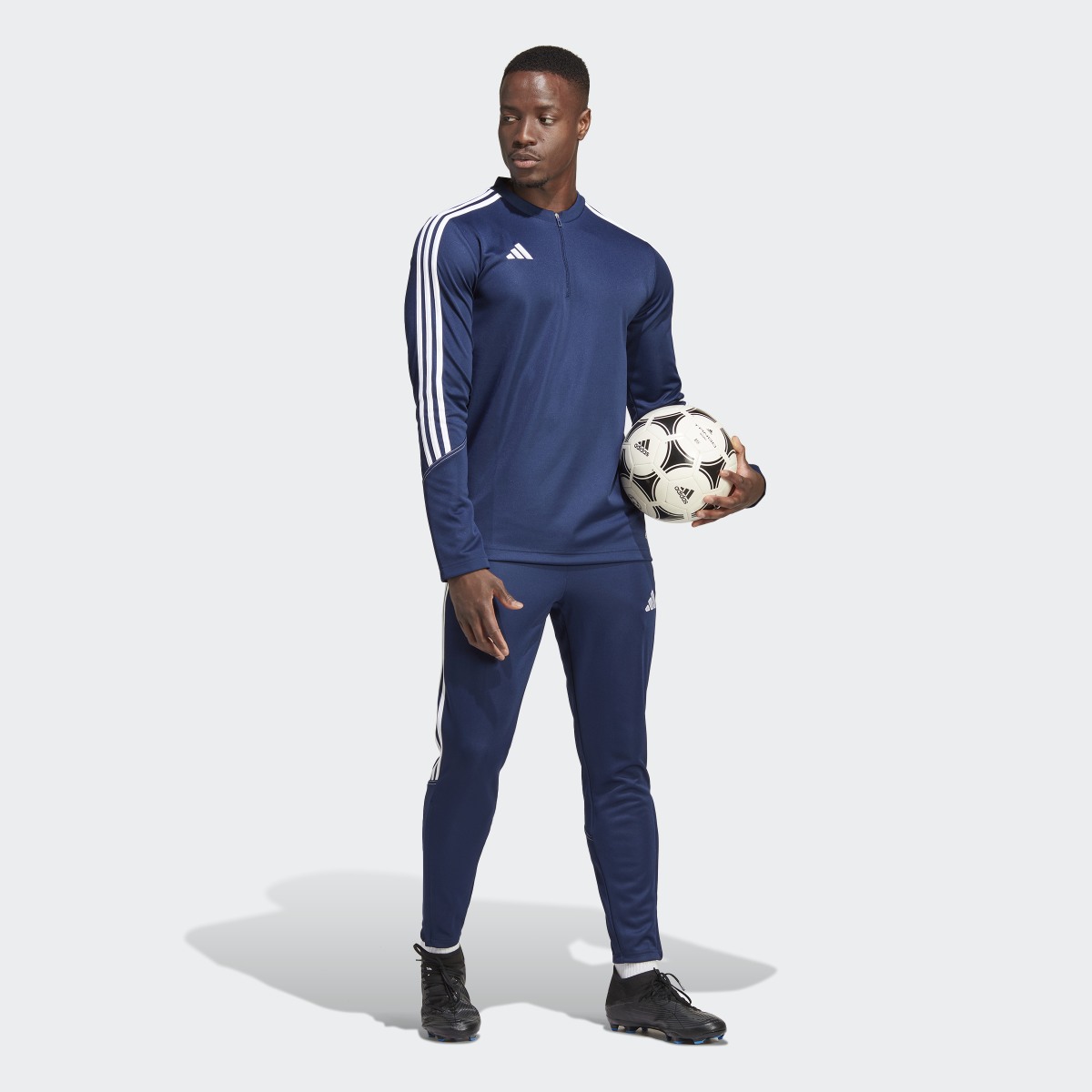 Adidas Pantalon d'entraînement Tiro 23 Club. 5