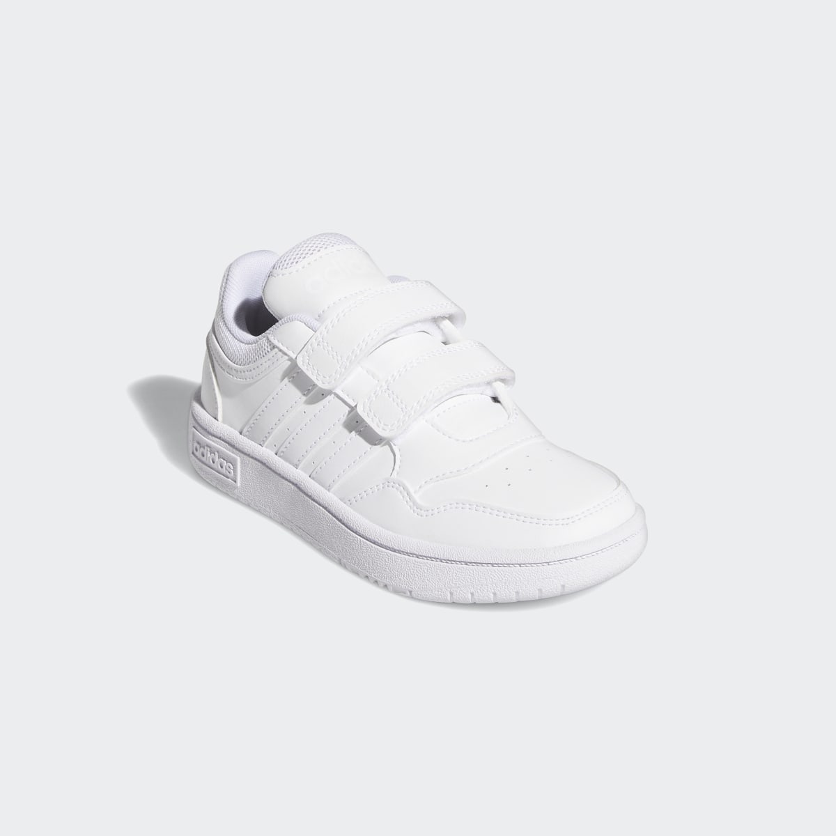 Adidas Chaussure Hoops. 5